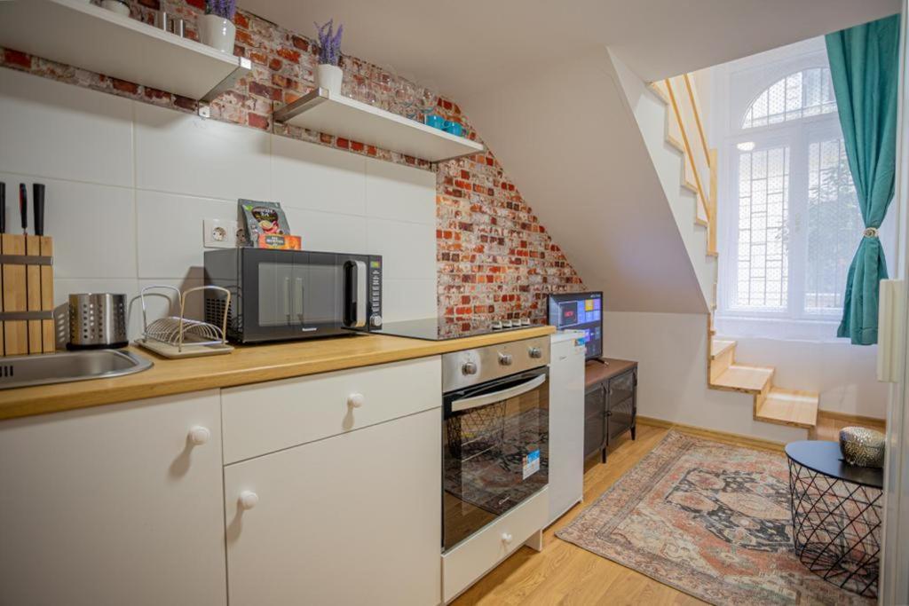 Cosy Gallery Flat In Akacfa St. บูดาเปสต์ ภายนอก รูปภาพ